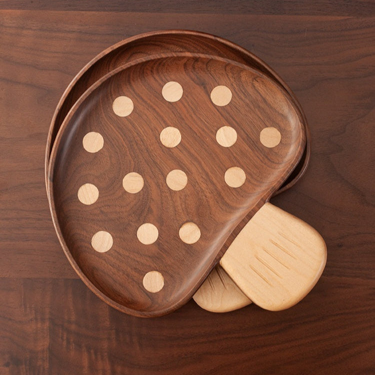 Walnut Mushroom Tray – Solid Wood, Hand-Washable Cartoon Plate for Kids Snacks & Fruit