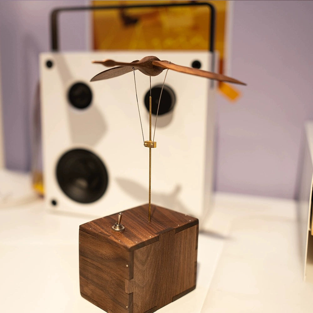 Wooden Swan Music Box Automata – Handmade Black Walnut Kinetic Sculpture with Battery Drive