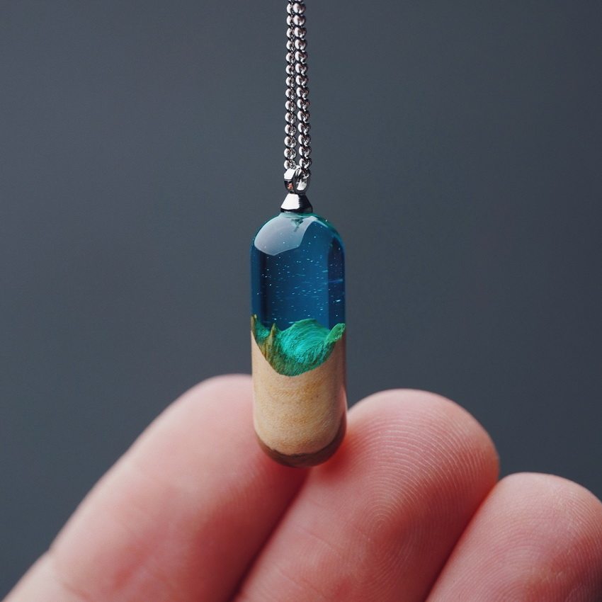 Wood Resin Galaxy Capsule Pendant – Handmade Mini Landscape Necklace Charm